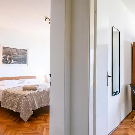 بيت للعطل Zen's Garden *