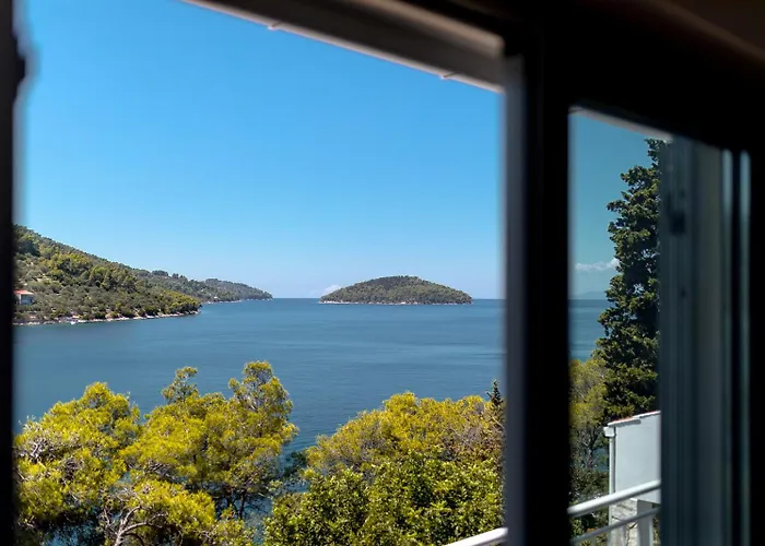 Zen's Garden Vela Luka